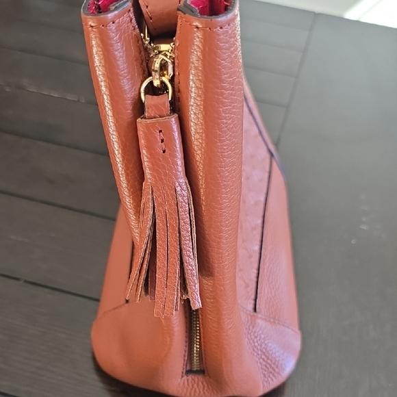 Mario Valentino Spa Elegant Tan Leather Tote Bag - Picture 6 of 9